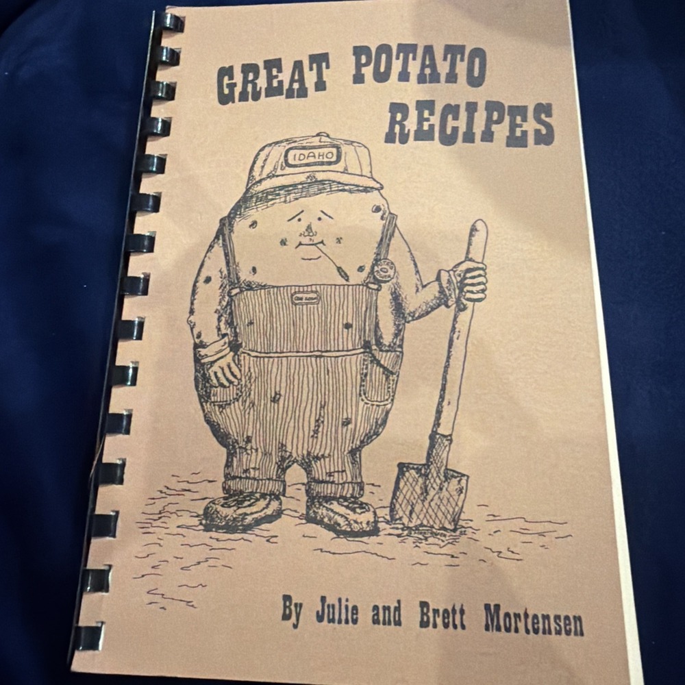 Great Potato Recipes by Julie and Brett Mortensen C-1982 Spiral Bound Softcover